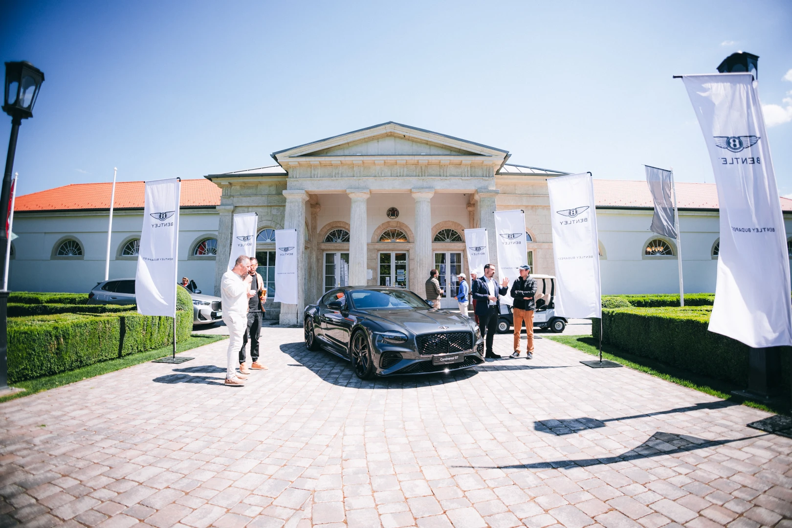 Bentley Kupa